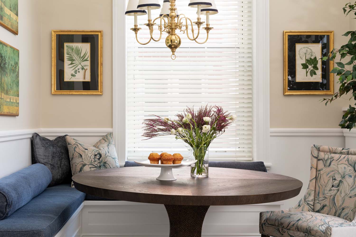 built-in banquette round table