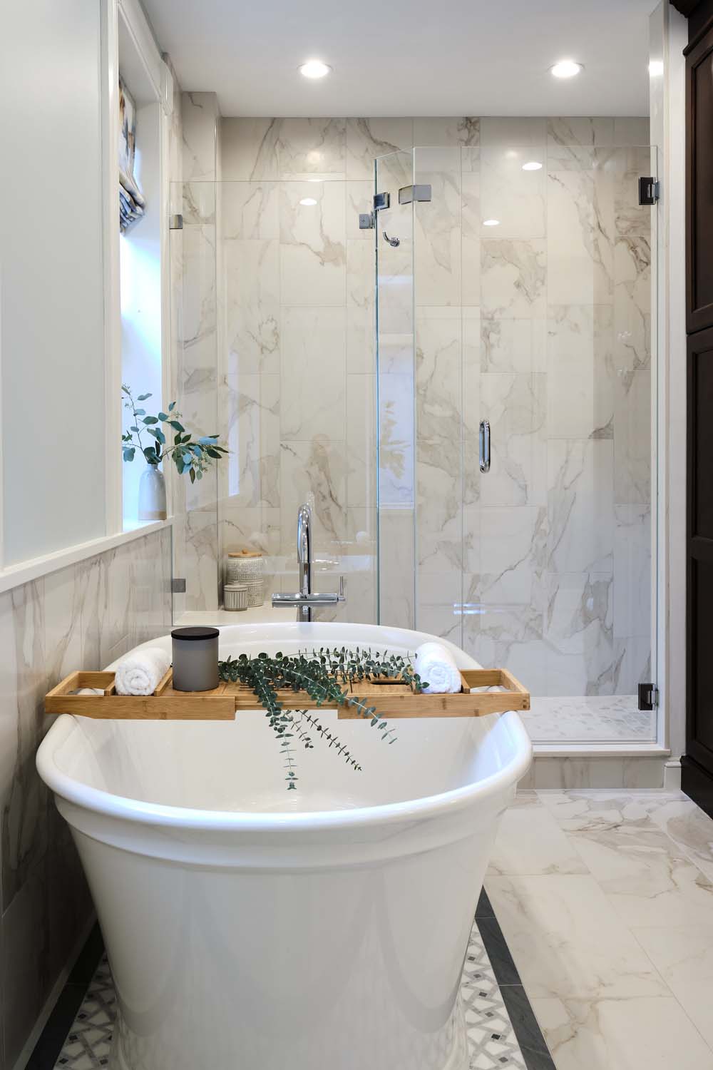 <div><a class="lk-pinterest" href="https://pinterest.com/pin/create/button/?url=https://e5o3ii46cif.exactdn.com/wp-content/uploads/2024/08/13-Brookline-Master-Bathroom-11.jpg?strip=all&lossy=1&ssl=1" rel="nofollow noopener noreferrer" target="_blank">Pinterest</a></div>
<div><a class="lk-email" href="mailto:?subject=Brookline Master Bathroom&body=https://www.leekimball.com/portfolio2/primary-bath-redefined/" target="_blank" rel="noopener">Email</a></div>
<div><a class="lk-copy">Link</a></div>
